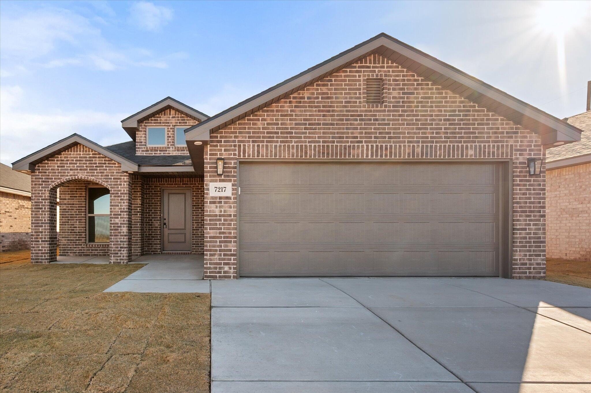 7217 7th Street, Lubbock, TX 79416, 3 Bedrooms Bedrooms, ,2 BathroomsBathrooms,Residential,For Sale,7217 7th Street,0,202563085