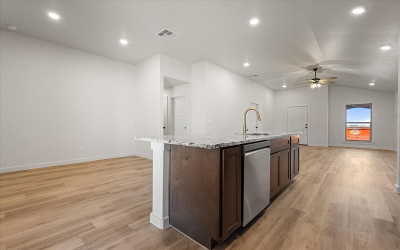 7217 7th Street, Lubbock, TX 79416, 3 Bedrooms Bedrooms, ,2 BathroomsBathrooms,Residential,For Sale,7217 7th Street,0,202563085