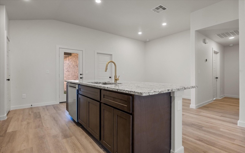 7217 7th Street, Lubbock, TX 79416, 3 Bedrooms Bedrooms, ,2 BathroomsBathrooms,Residential,For Sale,7217 7th Street,0,202563085