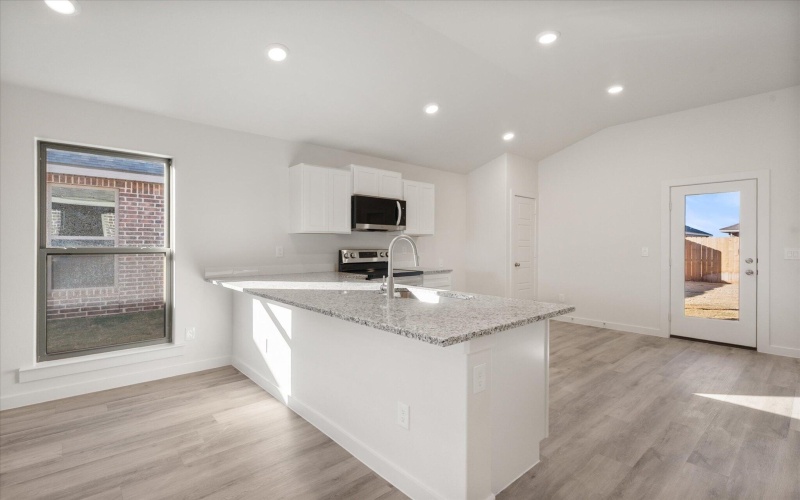 7204 8th Street, Lubbock, TX 79416, 3 Bedrooms Bedrooms, ,2 BathroomsBathrooms,Residential,For Sale,7204 8th Street,0,202563086