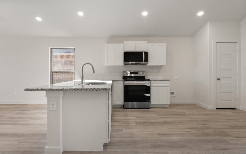 7204 8th Street, Lubbock, TX 79416, 3 Bedrooms Bedrooms, ,2 BathroomsBathrooms,Residential,For Sale,7204 8th Street,0,202563086