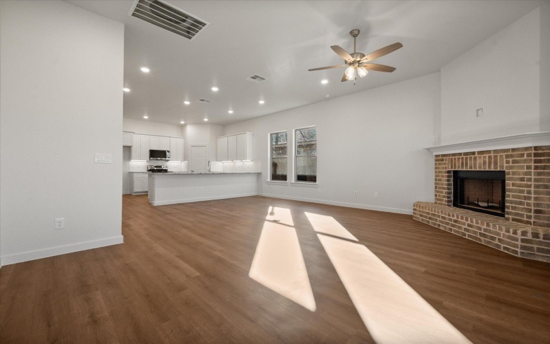 7202 8th Street, Lubbock, TX 79416, 3 Habitaciones Habitaciones , ,2 BañosBaños,Residential,En Venta,7202 8th Street,0,202563087