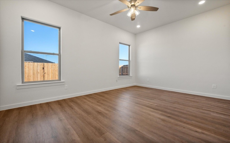 7202 8th Street, Lubbock, TX 79416, 3 Habitaciones Habitaciones , ,2 BañosBaños,Residential,En Venta,7202 8th Street,0,202563087