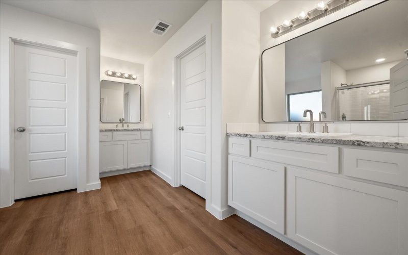 7202 8th Street, Lubbock, TX 79416, 3 Habitaciones Habitaciones , ,2 BañosBaños,Residential,En Venta,7202 8th Street,0,202563087