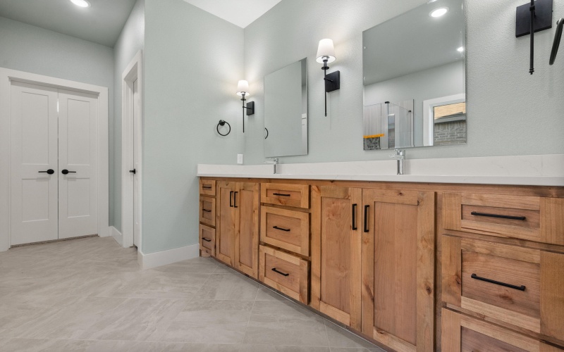 1121 N 6th Street, Wolfforth, TX 79382, 4 Bedrooms Bedrooms, ,2 BathroomsBathrooms,Residential,For Sale,1121 N 6th Street,0,202563089