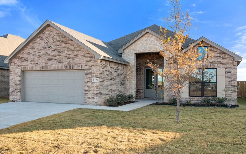 1121 N 6th Street, Wolfforth, TX 79382, 4 Bedrooms Bedrooms, ,2 BathroomsBathrooms,Residential,For Sale,1121 N 6th Street,0,202563089