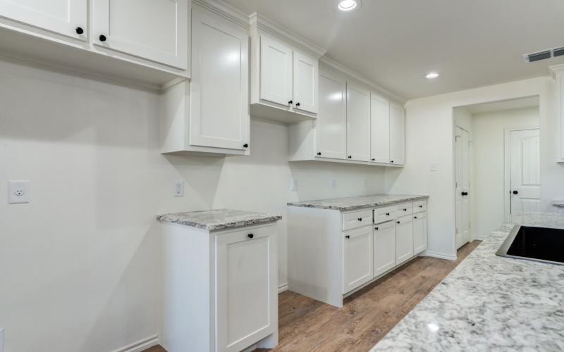 901 E Fordham Street, Lubbock, TX 79403, 3 Bedrooms Bedrooms, ,2 BathroomsBathrooms,Residential,For Sale,901 E Fordham Street,0,202563091