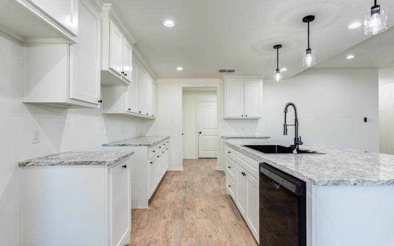 901 E Fordham Street, Lubbock, TX 79403, 3 Bedrooms Bedrooms, ,2 BathroomsBathrooms,Residential,For Sale,901 E Fordham Street,0,202563091