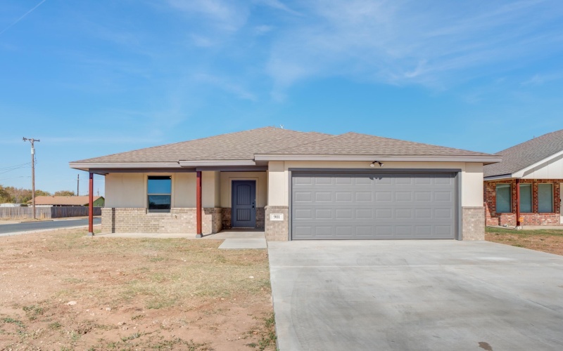 901 E Fordham Street, Lubbock, TX 79403, 3 Bedrooms Bedrooms, ,2 BathroomsBathrooms,Residential,For Sale,901 E Fordham Street,0,202563091