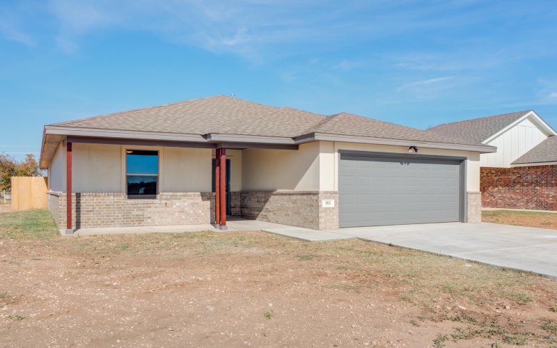 901 E Fordham Street, Lubbock, TX 79403, 3 Bedrooms Bedrooms, ,2 BathroomsBathrooms,Residential,For Sale,901 E Fordham Street,0,202563091