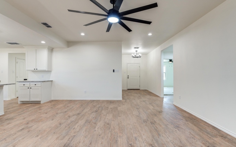 901 E Fordham Street, Lubbock, TX 79403, 3 Bedrooms Bedrooms, ,2 BathroomsBathrooms,Residential,For Sale,901 E Fordham Street,0,202563091