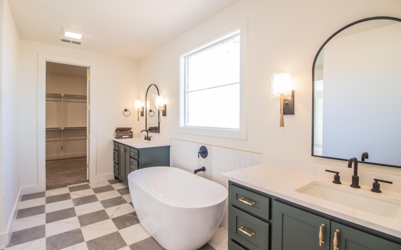 1203 County Rd 7715, Lubbock, TX 79423, 4 Bedrooms Bedrooms, ,3 BathroomsBathrooms,Residential,For Sale,1203 County Rd 7715,0,202563110