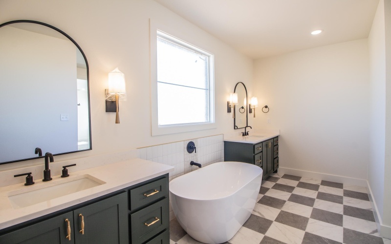 1203 County Rd 7715, Lubbock, TX 79423, 4 Bedrooms Bedrooms, ,3 BathroomsBathrooms,Residential,For Sale,1203 County Rd 7715,0,202563110