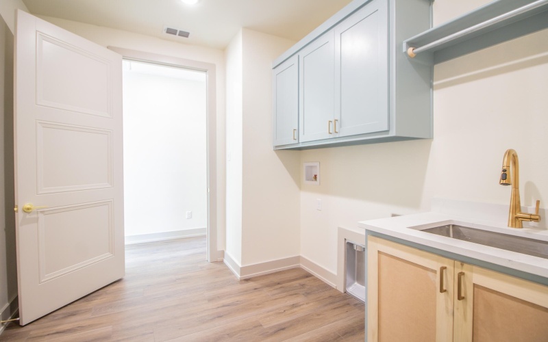 1009 County Rd 7715, Lubbock, TX 79423, 4 Bedrooms Bedrooms, ,3 BathroomsBathrooms,Residential,For Sale,1009 County Rd 7715,0,202563120