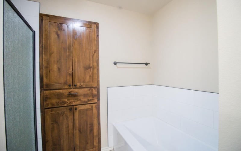 5405 Coral Way, San Angelo, TX 76904, 3 Bedrooms Bedrooms, ,2 BathroomsBathrooms,Residential,For Sale,5405 Coral Way,0,129781