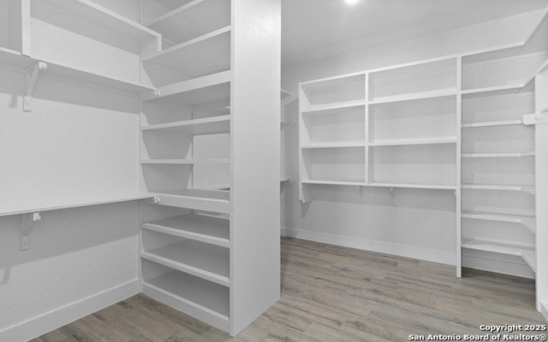 116 Western Way, Adkins, TX 78101, 4 Bedrooms Bedrooms, ,3 BathroomsBathrooms,Residential,For Sale,116 Western Way,0,1922901