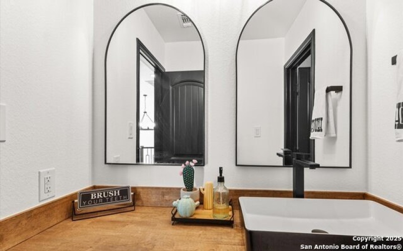 411 Cielo Vista, Canyon Lake, TX 78133, 4 Bedrooms Bedrooms, ,2 BathroomsBathrooms,Residential,For Sale,411 Cielo Vista,0,1922959