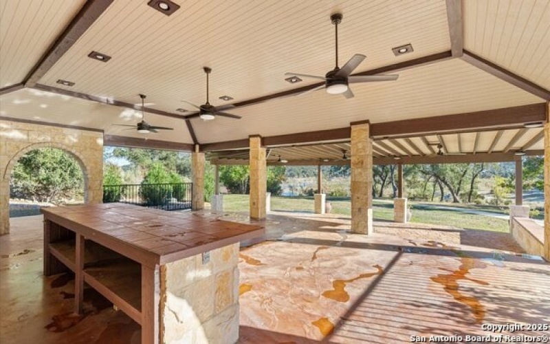 411 Cielo Vista, Canyon Lake, TX 78133, 4 Bedrooms Bedrooms, ,2 BathroomsBathrooms,Residential,For Sale,411 Cielo Vista,0,1922959