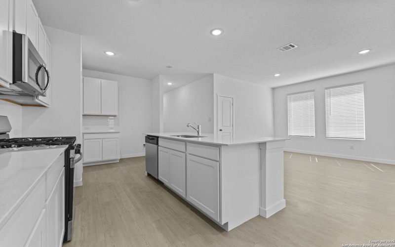 1221 Twisted Creek, New Braunfels, TX 78130, 3 Habitaciones Habitaciones , ,2 BañosBaños,Residential,En Venta,1221 Twisted Creek,0,1923018