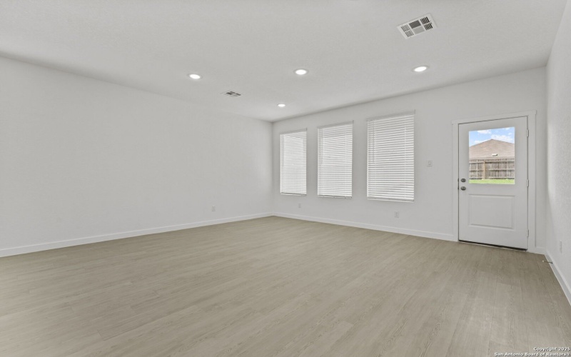 1221 Twisted Creek, New Braunfels, TX 78130, 3 Habitaciones Habitaciones , ,2 BañosBaños,Residential,En Venta,1221 Twisted Creek,0,1923018