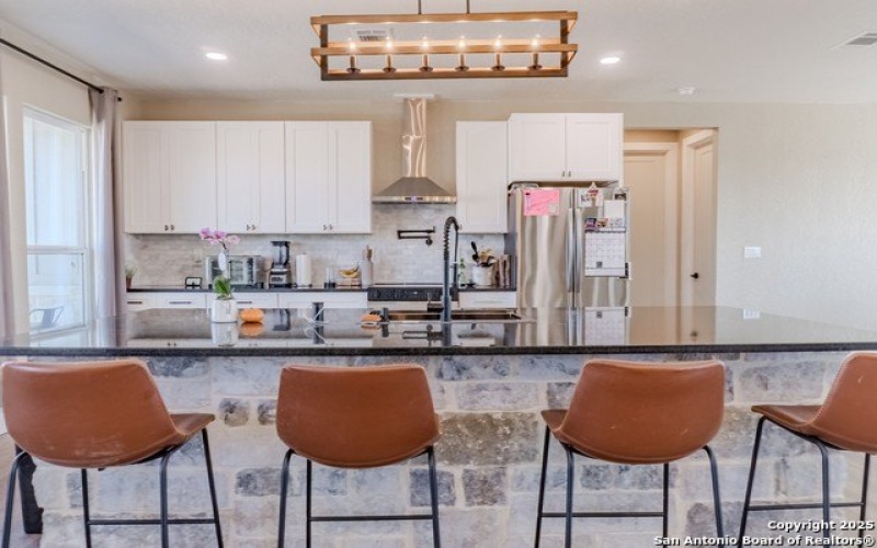 732 lake valley, La Vernia, TX 78121, 4 Habitaciones Habitaciones , ,2 BañosBaños,Residential,En Venta,732 lake valley,0,1923090