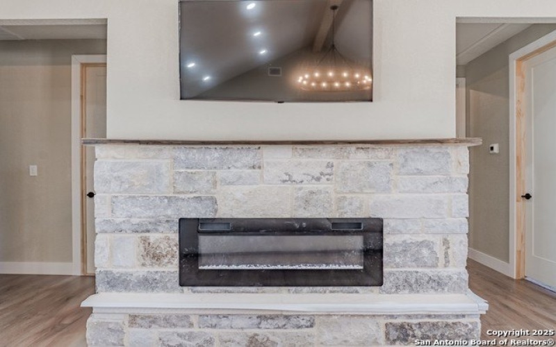 732 lake valley, La Vernia, TX 78121, 4 Habitaciones Habitaciones , ,2 BañosBaños,Residential,En Venta,732 lake valley,0,1923090