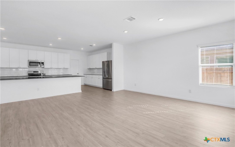 8904 James Bowie, Seguin, TX 78155, 3 Habitaciones Habitaciones , ,2 BañosBaños,Residential,En Venta,8904 James Bowie,0,597899