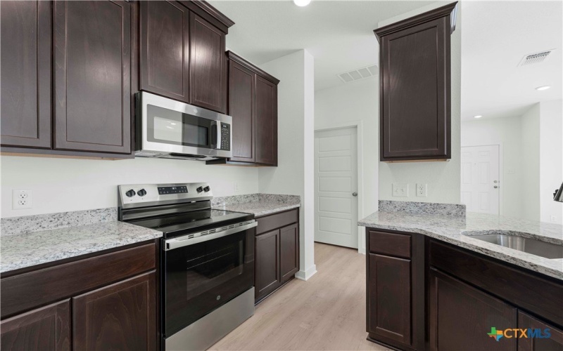 410 University Avenue, Troy, TX 76579, 3 Habitaciones Habitaciones , ,2 BañosBaños,Residential,En Venta,410 University Avenue,0,597917