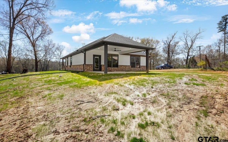 12717 Hillcrest Rd, Tyler, TX 75708, 3 Bedrooms Bedrooms, ,2 BathroomsBathrooms,Residential,For Sale,12717 Hillcrest Rd,25004066
