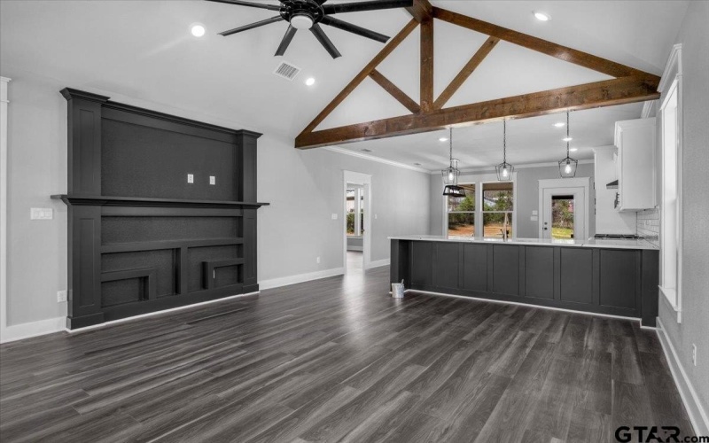12717 Hillcrest Rd, Tyler, TX 75708, 3 Bedrooms Bedrooms, ,2 BathroomsBathrooms,Residential,For Sale,12717 Hillcrest Rd,25004066