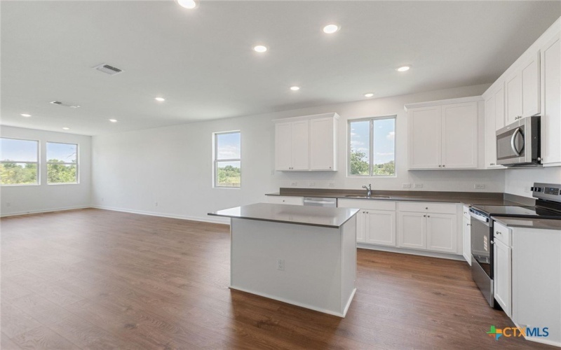 3003 Gillespie Court, Temple, TX 76501, 4 Habitaciones Habitaciones , ,3 BañosBaños,Residential,En Venta,3003 Gillespie Court,0,597929