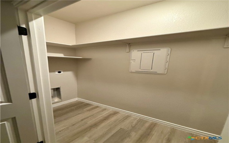 106 Leon Lane, Copperas Cove, TX 76522, 6 Habitaciones Habitaciones , ,5 BañosBaños,Residential Multi Family,En Venta,106 Leon Lane,0,597933