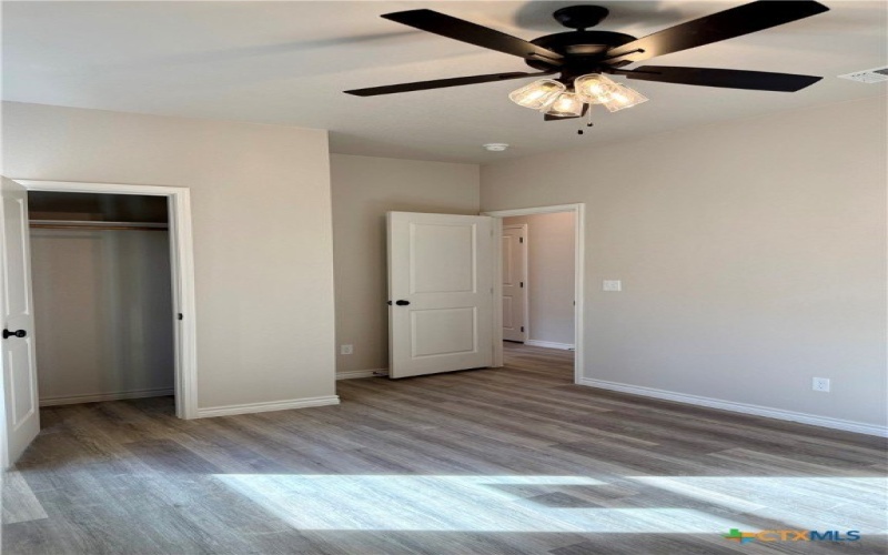 106 Leon Lane, Copperas Cove, TX 76522, 6 Habitaciones Habitaciones , ,5 BañosBaños,Residential Multi Family,En Venta,106 Leon Lane,0,597933