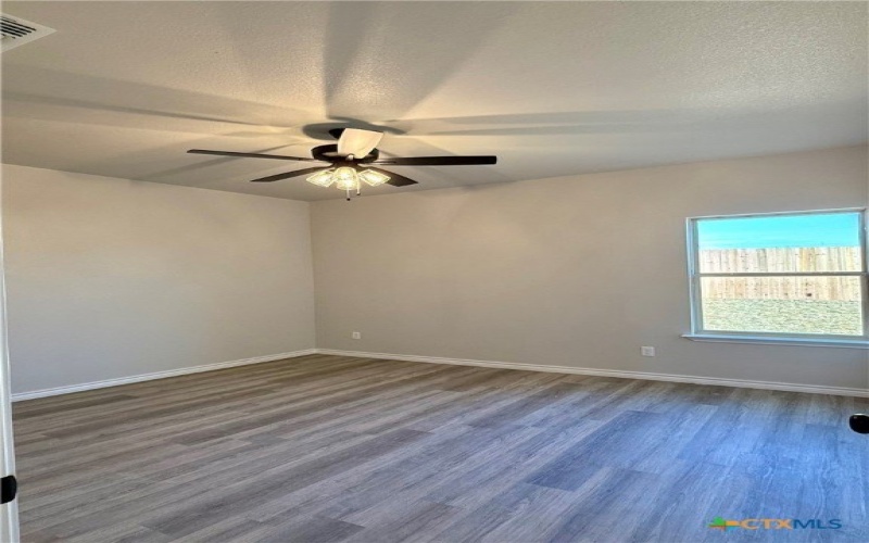 106 Leon Lane, Copperas Cove, TX 76522, 6 Habitaciones Habitaciones , ,5 BañosBaños,Residential Multi Family,En Venta,106 Leon Lane,0,597933