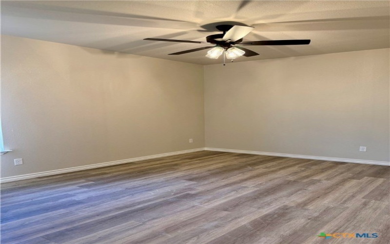 106 Leon Lane, Copperas Cove, TX 76522, 6 Habitaciones Habitaciones , ,5 BañosBaños,Residential Multi Family,En Venta,106 Leon Lane,0,597933