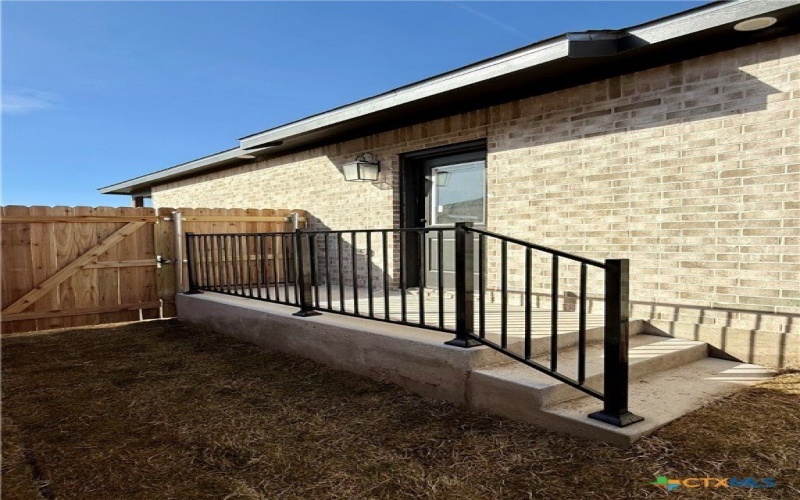 106 Leon Lane, Copperas Cove, TX 76522, 6 Habitaciones Habitaciones , ,5 BañosBaños,Residential Multi Family,En Venta,106 Leon Lane,0,597933