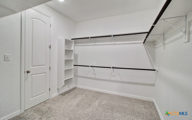 1307 Red Fox, New Braunfels, TX 78132, 4 Habitaciones Habitaciones , ,3 BañosBaños,Residential,En Venta,1307 Red Fox,0,597968