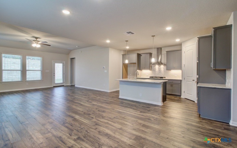 1307 Red Fox, New Braunfels, TX 78132, 4 Habitaciones Habitaciones , ,3 BañosBaños,Residential,En Venta,1307 Red Fox,0,597968