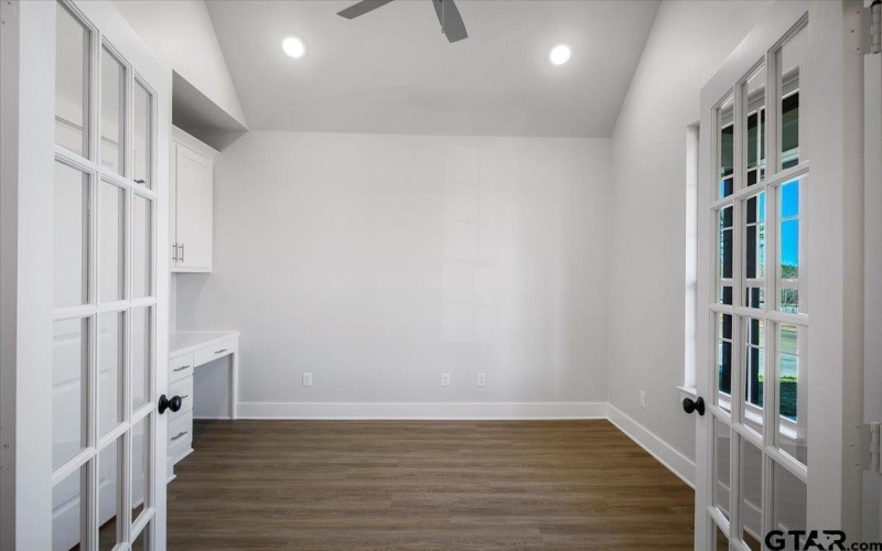 9256 Villas Ct, Tyler, TX 75703, 4 Bedrooms Bedrooms, ,2 BathroomsBathrooms,Residential,For Sale,9256 Villas Ct,25004225