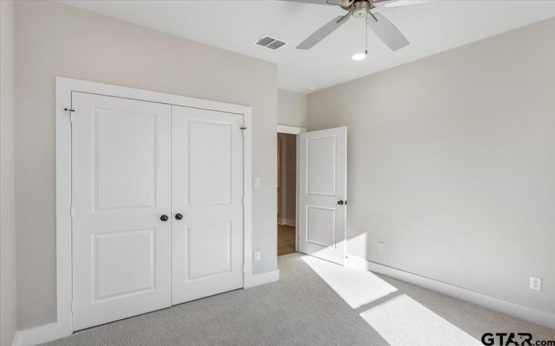 9256 Villas Ct, Tyler, TX 75703, 4 Bedrooms Bedrooms, ,2 BathroomsBathrooms,Residential,For Sale,9256 Villas Ct,25004225