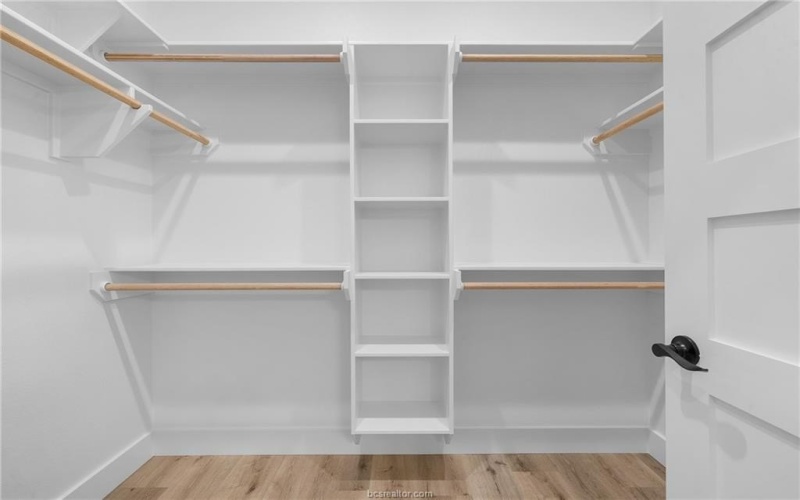 614 East Englewood Street, Franklin, TX 77856, 3 Bedrooms Bedrooms, ,2 BathroomsBathrooms,Residential,For Sale,614 East Englewood Street,0,25011982