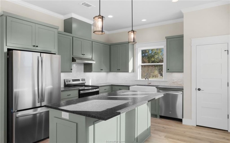 614 East Englewood Street, Franklin, TX 77856, 3 Bedrooms Bedrooms, ,2 BathroomsBathrooms,Residential,For Sale,614 East Englewood Street,0,25011982