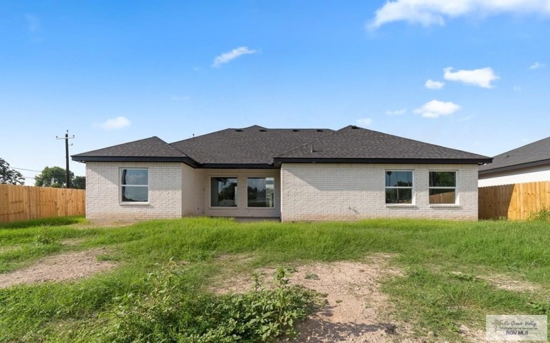 100 BROOKS CIRCLE NORTH, LA FERIA, TX 78559, 3 Habitaciones Habitaciones , ,2 BañosBaños,Residential,En Venta,100 BROOKS CIRCLE NORTH,0,29766804