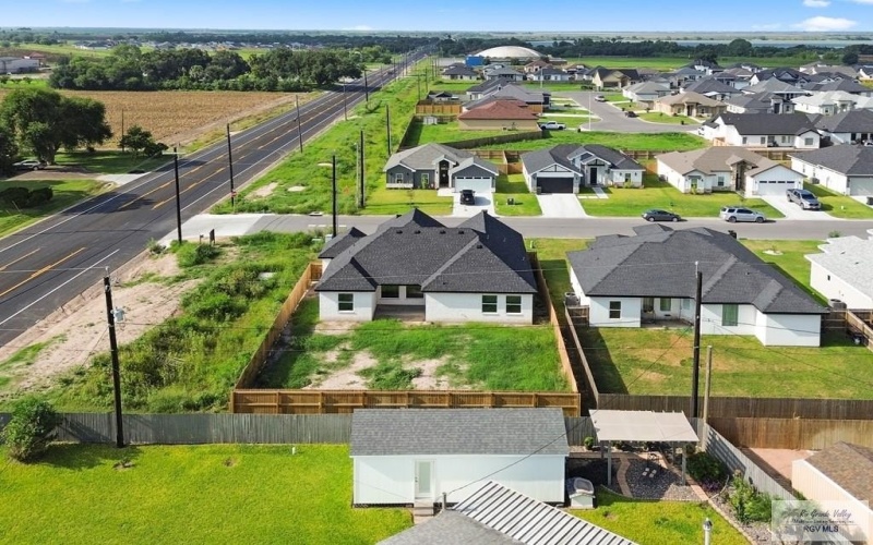 100 BROOKS CIRCLE NORTH, LA FERIA, TX 78559, 3 Habitaciones Habitaciones , ,2 BañosBaños,Residential,En Venta,100 BROOKS CIRCLE NORTH,0,29766804