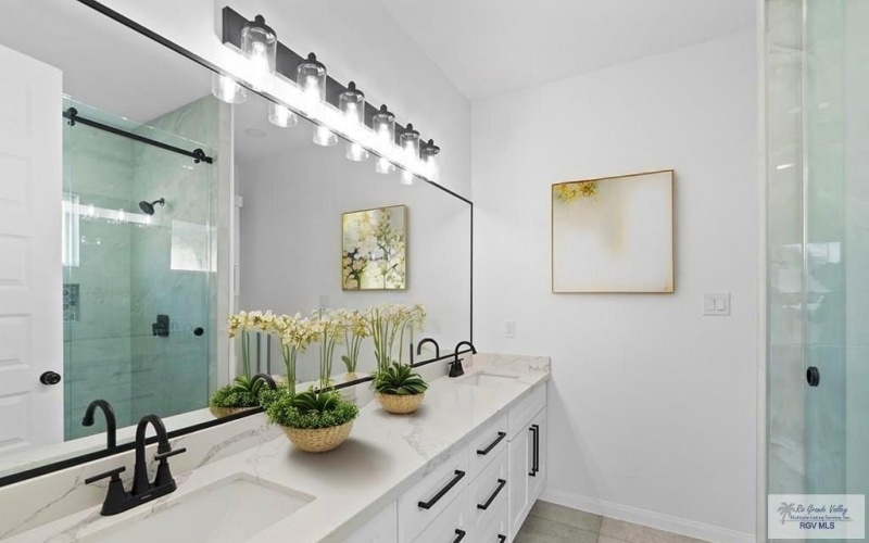 100 BROOKS CIRCLE NORTH, LA FERIA, TX 78559, 3 Habitaciones Habitaciones , ,2 BañosBaños,Residential,En Venta,100 BROOKS CIRCLE NORTH,0,29766804