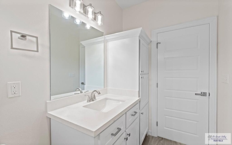 1430 S STIRRUP CIR, SAN BENITO, TX 78586, 3 Habitaciones Habitaciones , ,2 BañosBaños,Residential,En Venta,1430 S STIRRUP CIR,0,29769498