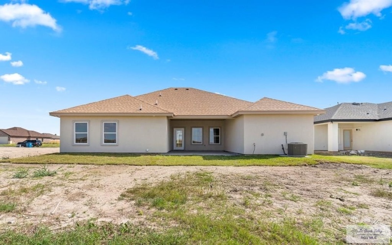 1430 S STIRRUP CIR, SAN BENITO, TX 78586, 3 Habitaciones Habitaciones , ,2 BañosBaños,Residential,En Venta,1430 S STIRRUP CIR,0,29769498