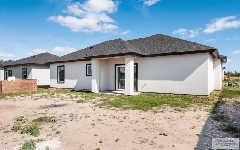 2412 CALLE MORENO, BROWNSVILLE, TX 78521, 3 Habitaciones Habitaciones , ,2 BañosBaños,Residential,En Venta,2412 CALLE MORENO,0,29770008