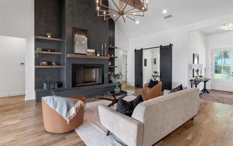 9001 Emma Court, Granbury, TX 76049, 4 Habitaciones Habitaciones , ,5 BañosBaños,Residential,En Venta,9001 Emma Court,0,20914858