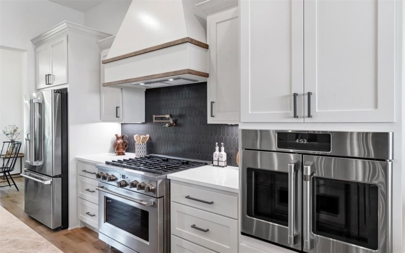 9001 Emma Court, Granbury, TX 76049, 4 Habitaciones Habitaciones , ,5 BañosBaños,Residential,En Venta,9001 Emma Court,0,20914858